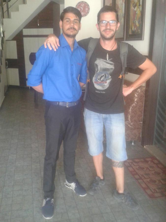 Sanskar Guest House グワーリヤル エクステリア 写真