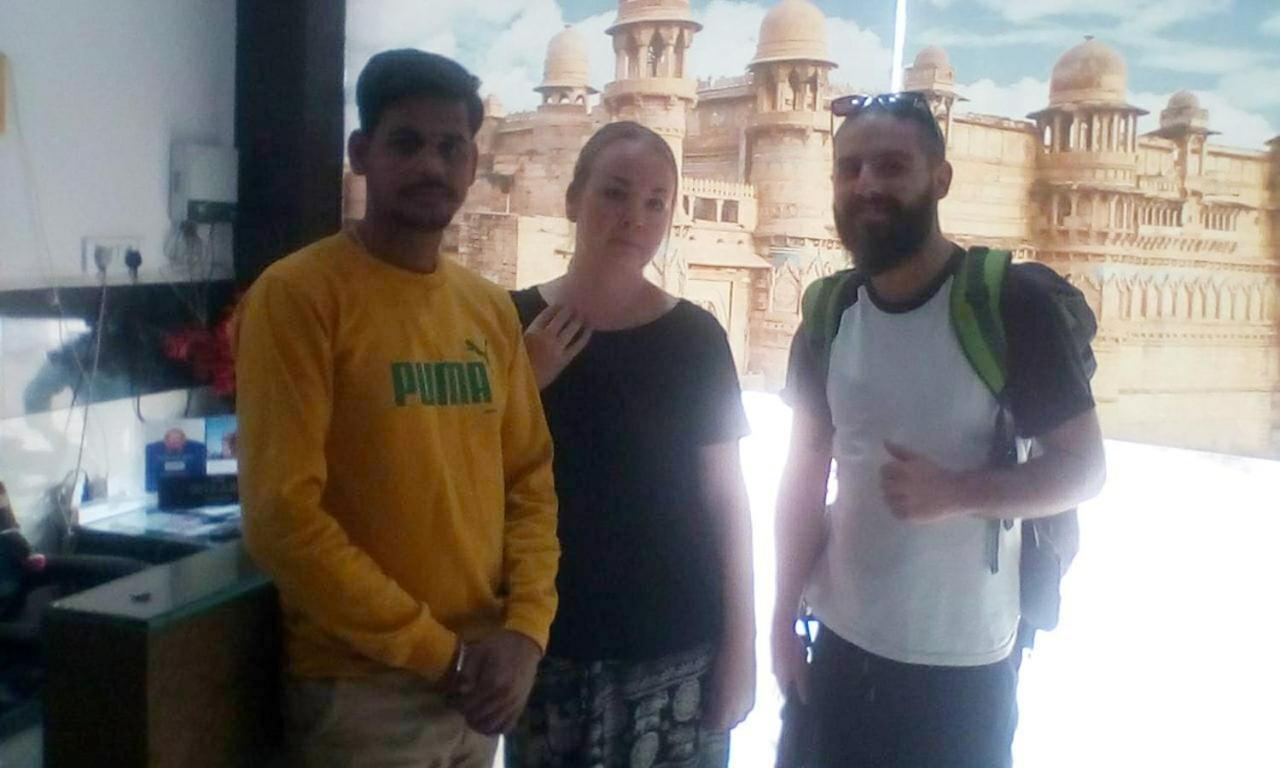 Sanskar Guest House グワーリヤル エクステリア 写真